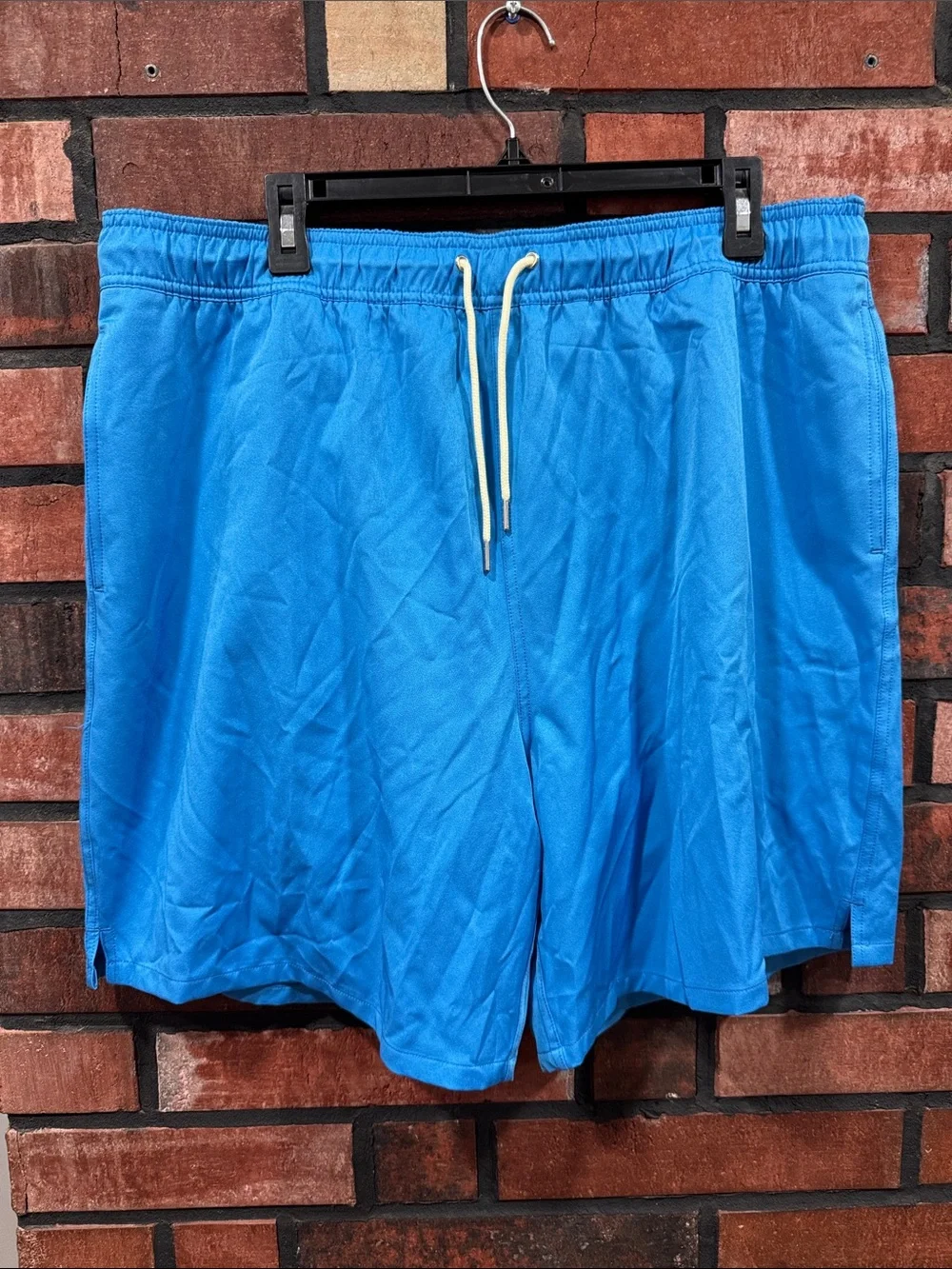 Robert Graham Tropical Hawaiian Pocket Swim Trunks Azure